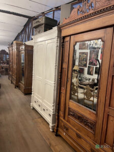 Antiques Mallcy – Vintage and Antique Furniture in Larnaca