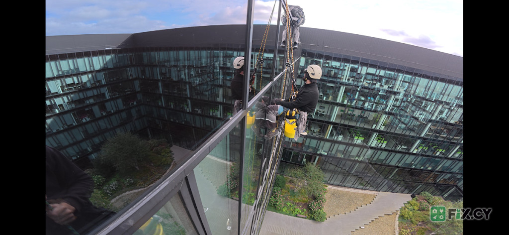 NoLImits Window Cleaning in Limassol